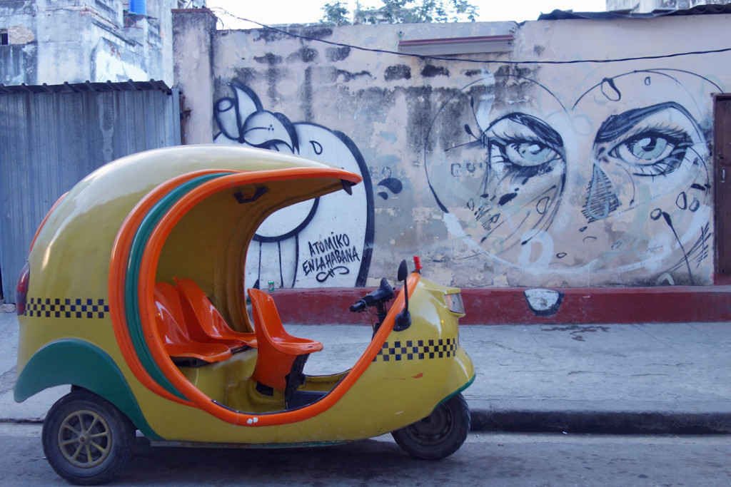 Havana Taxi: COCO Taxi